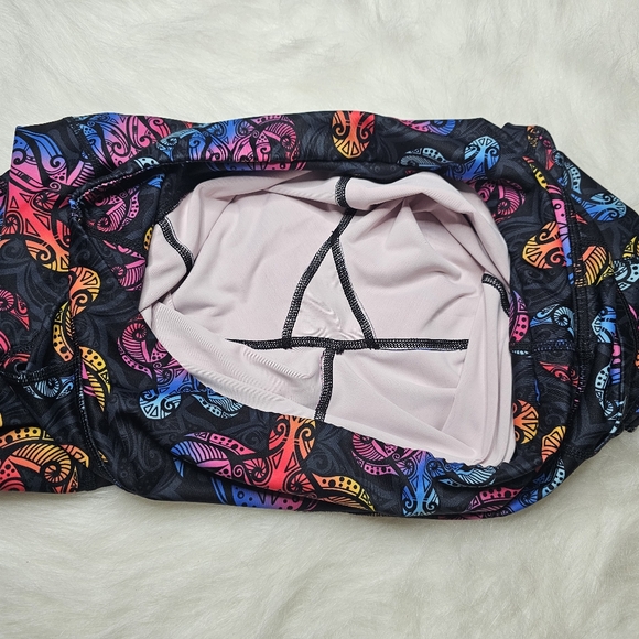 CVG Capri length leggings - Picture 2 of 2